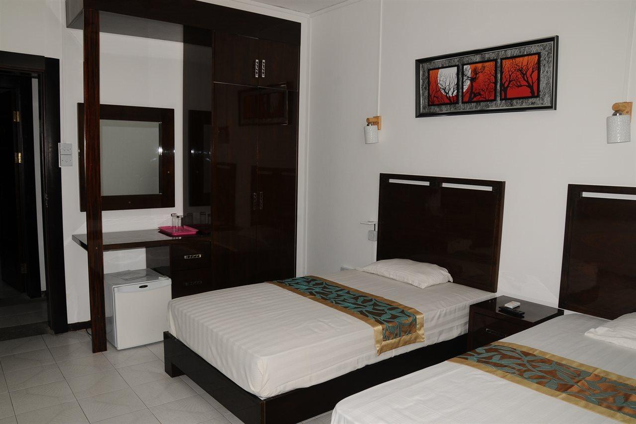 Manisa Hotel Flic en Flac Bagian luar foto