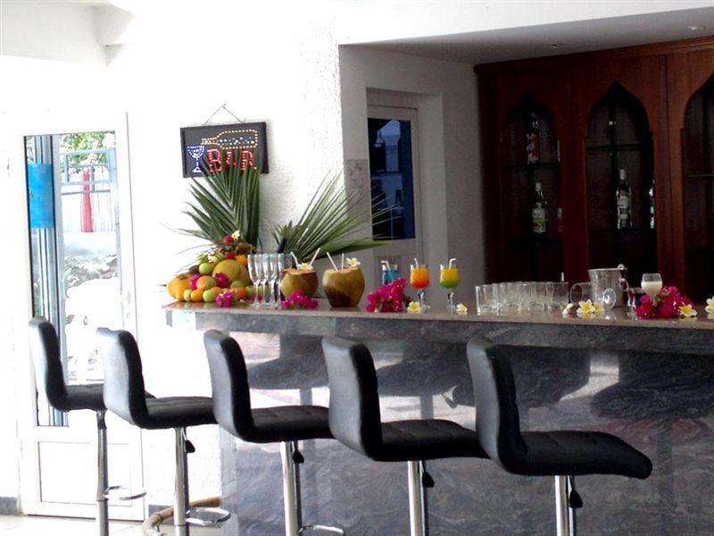 Manisa Hotel Flic en Flac Bagian luar foto