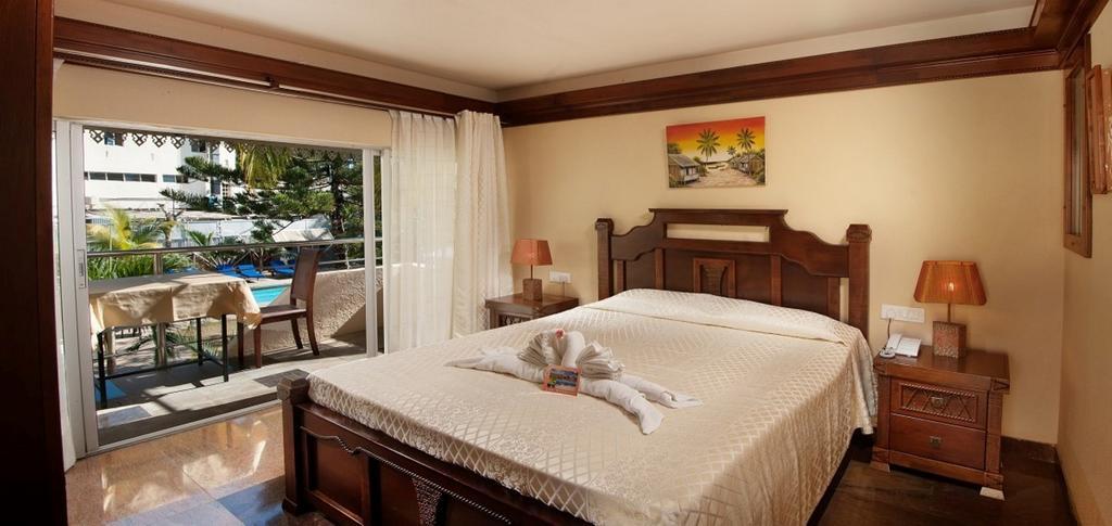 Manisa Hotel Flic en Flac Bagian luar foto
